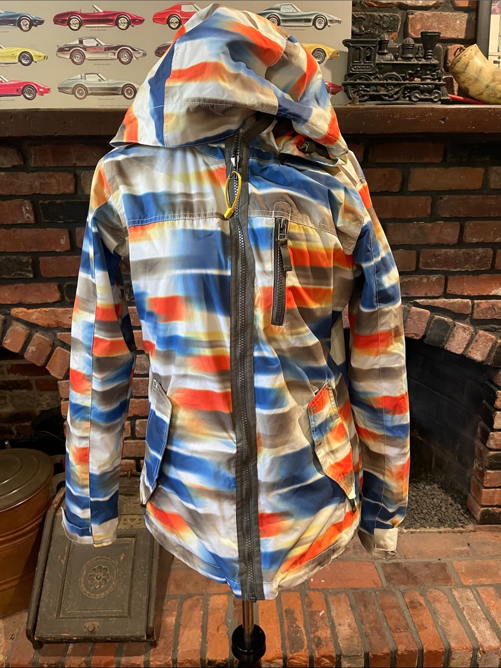 Burton Snowboard Jacket in Blue, Orange & White Striped Print size medium women